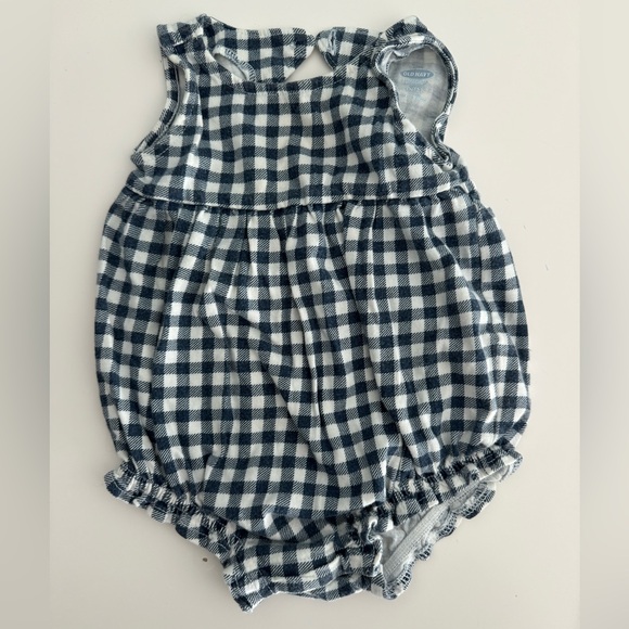 0-3M Baby Gingham Bundle - Picture 2 of 7